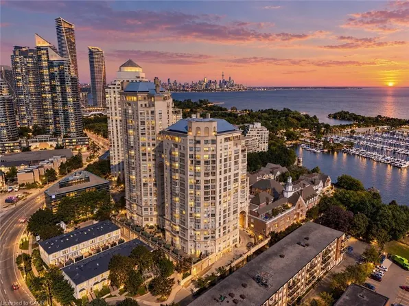 2287 Lake Shore Blvd W #301, Toronto, ON M8V 3Y1