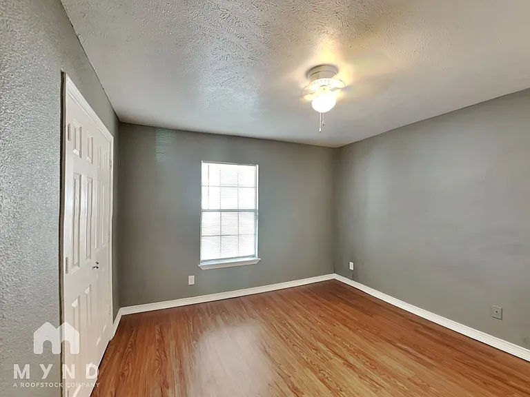 6702 Fire Hill Dr — Photo 9