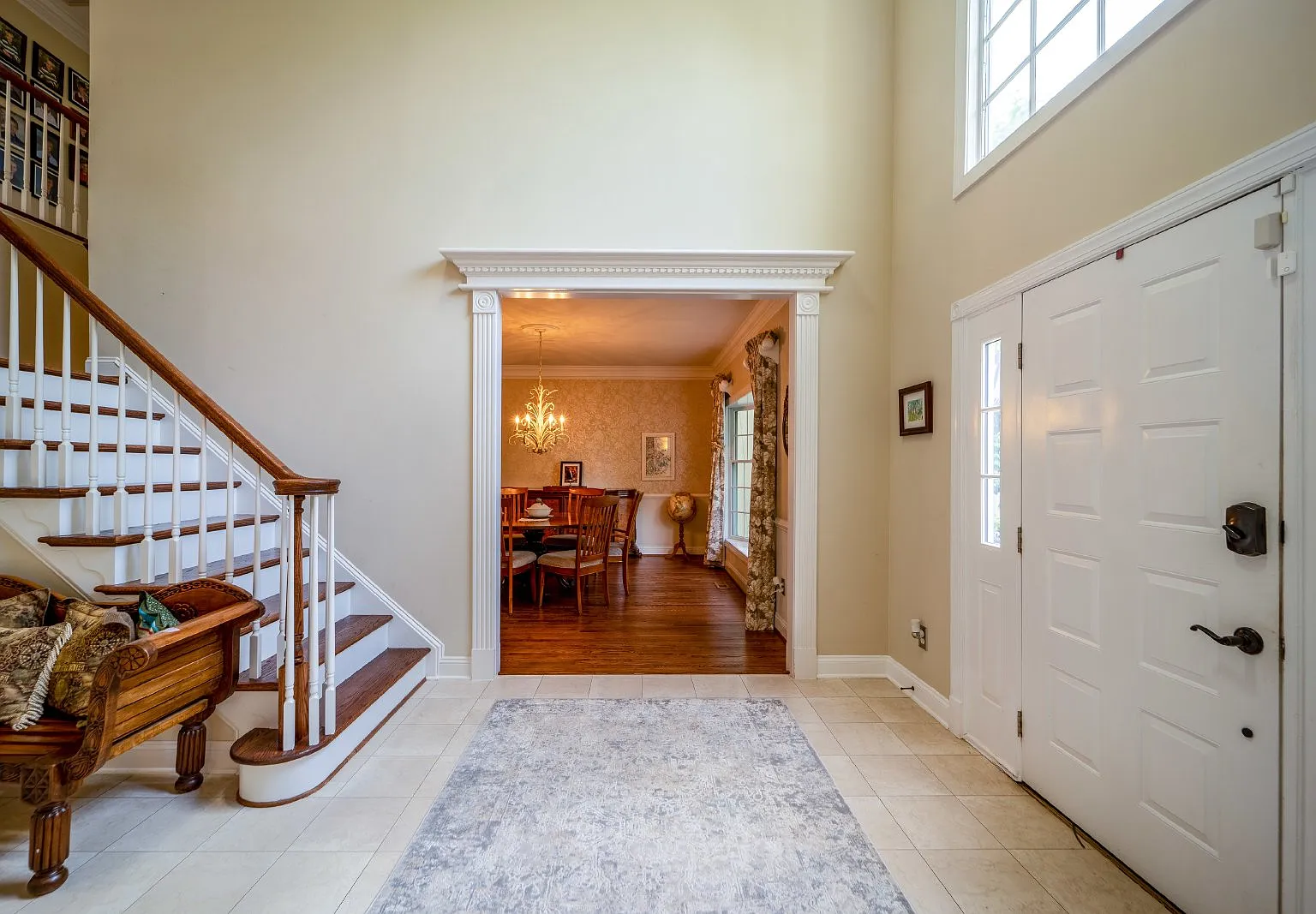 5 bed, 4.5 bath, 4603 sqft, $7,250 — Photo 3