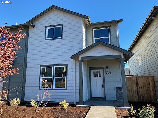 2nd image of 1609 Barberry Ave Lot 7