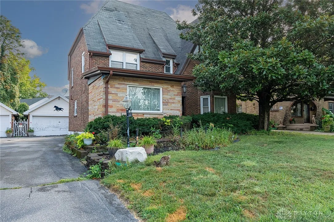 2509 Salem Ave photo 1
