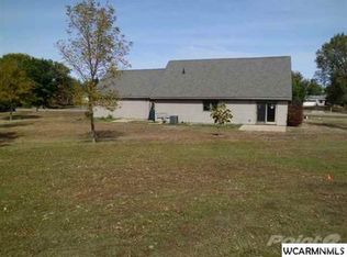 16187 Golf View Rd, New London, MN 56273