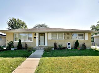 733 N Lincoln Ave, Addison, IL 60101
