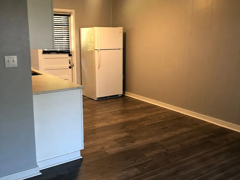 MP-Oak Tree Apartments — Photo 12