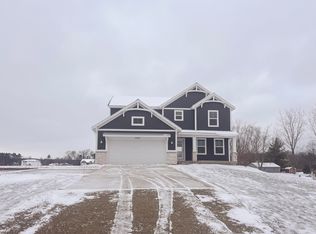 10795 56th Ave, Allendale, MI 49401