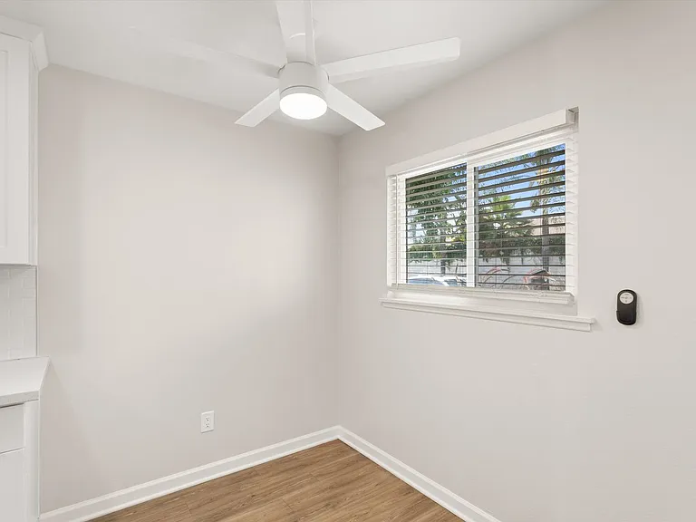 Vista Palms Apartment Homes- Yucaipa, CA — Photo 48