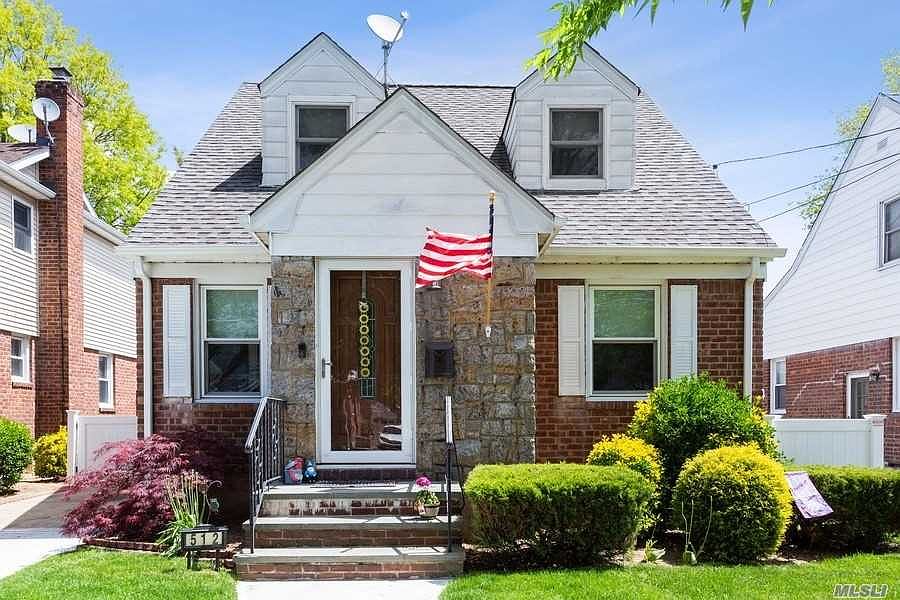 1st image of 512 N 7th St