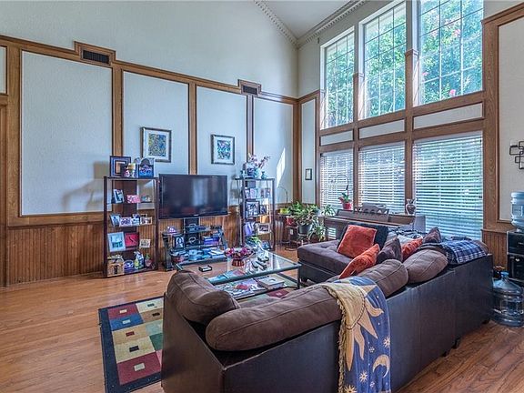 5th image of 3202 Cumberland Ct