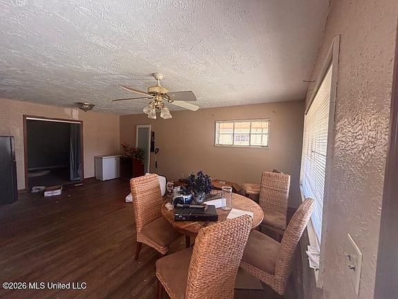 4th image of 2206 Margaret W Alexander Dr