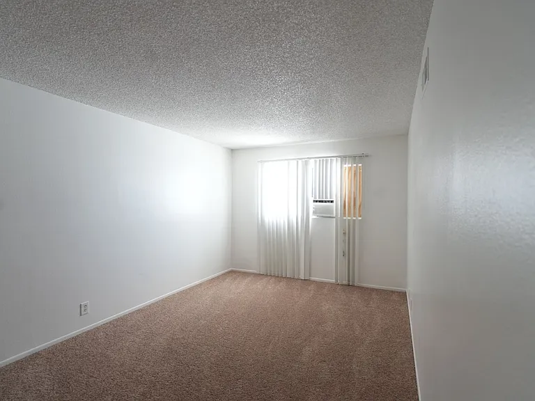 8040 Stewart And Gray Rd — Photo 13
