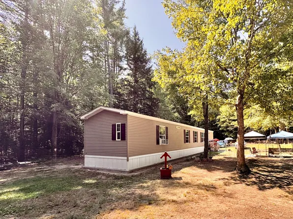 17 Spruce Lane, Limington, ME 04049