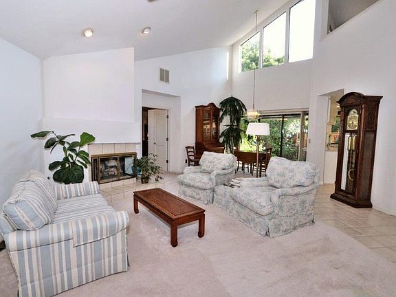 3rd image of 986 Cobble Shores Dr