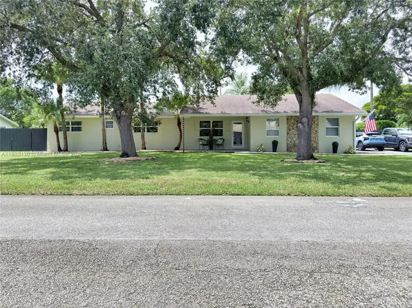 27700 SW 164th Ct, Homestead, FL 33031