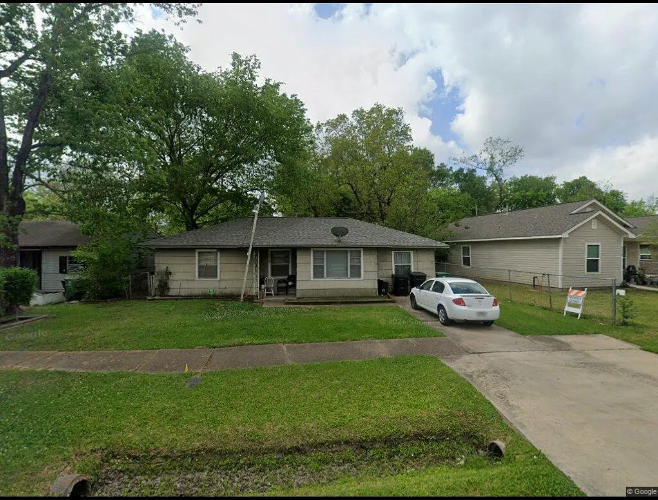 3 bed, 1122 sqft, $1,400 — Photo 1