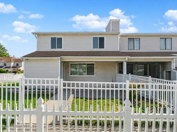32A Marc St, Staten Island, NY 10314