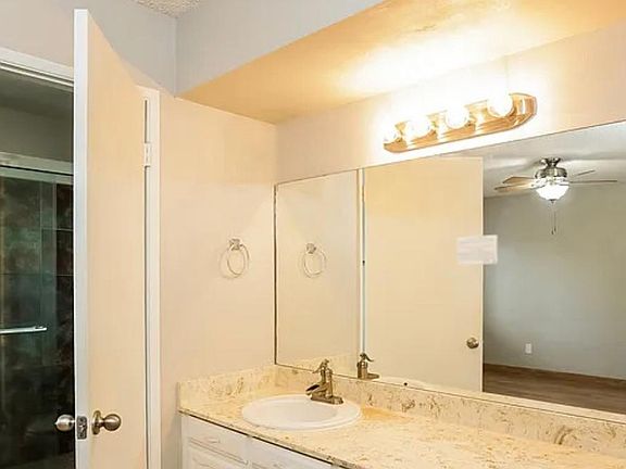 5th image of 9066 N 36th Dr
