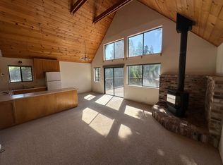 19941 Middle Camp Rd, Twain Harte, CA 95383