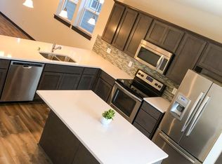 7154 Shinkle Pl SW, Seattle, WA 98106