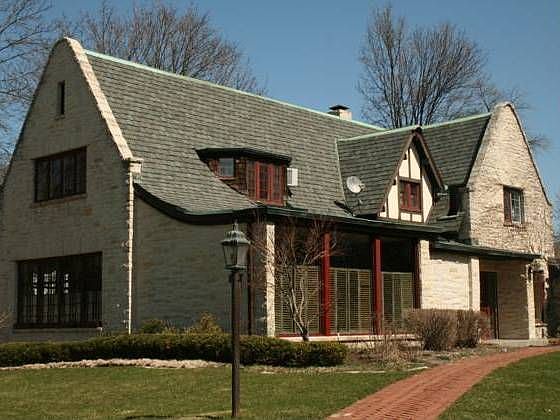 1st image of 1025 Lathrop Ave