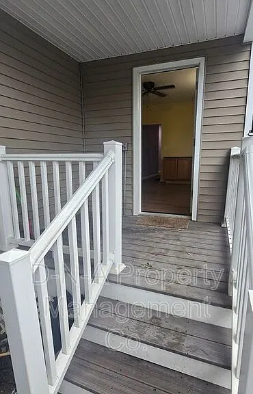 315 S Courtland St — Photo 11