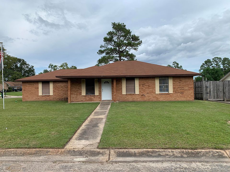1st image of 107 Whispering Pine Dr