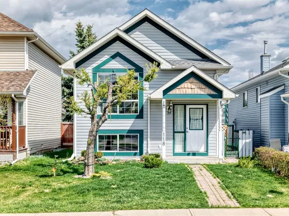 118 W Bridleridge Way SW, Calgary, AB T2Y 4K8