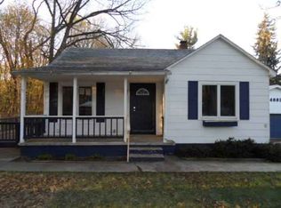 4001 Louella Dr, Waterford, MI 48329