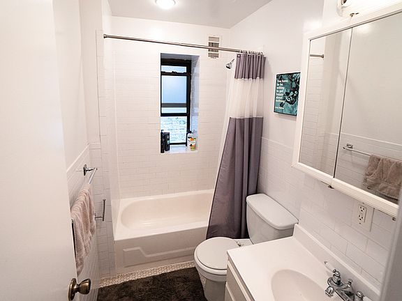 5th image of 53 W 106th St APT 1A