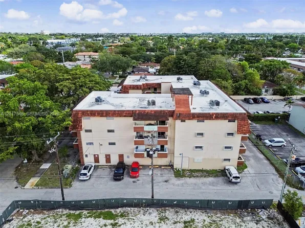 685 Miller Dr #E-205, Miami, FL 33166