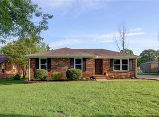 704 Cayce Dr, Clarksville, TN 37042