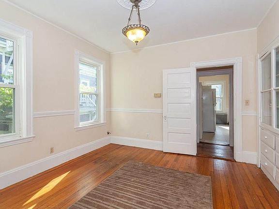 2nd image of 33 Putnam Ave #A