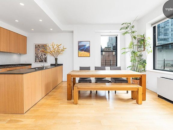 2nd image of 71 Nassau St APT 8C