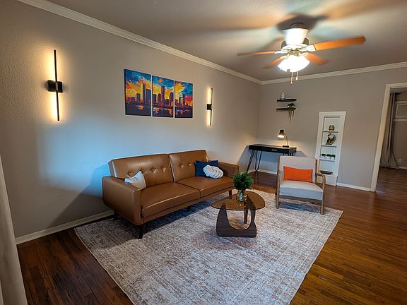 2nd image of 6218 Gehring St APT 22