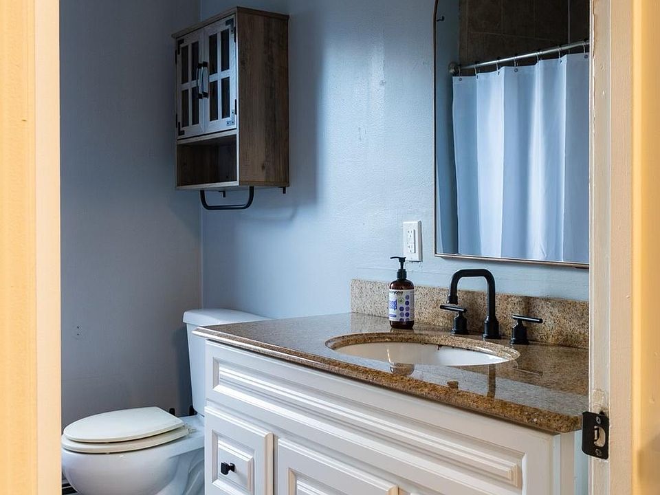 23 Amity St 1, Providence, RI 02909 Zillow