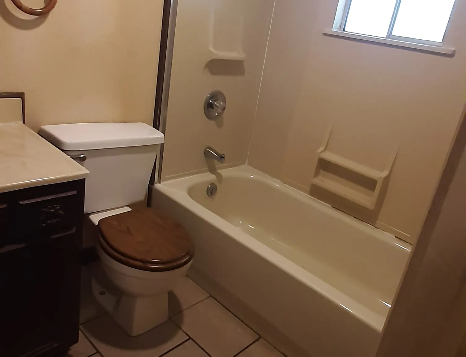 2 bed, 1300 sqft, $1,100 — Photo 3