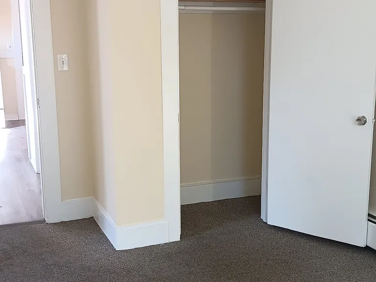 85 Pine St #3F — Photo 10