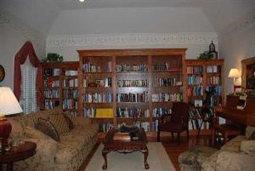 4th image of 500 Creekside Dr