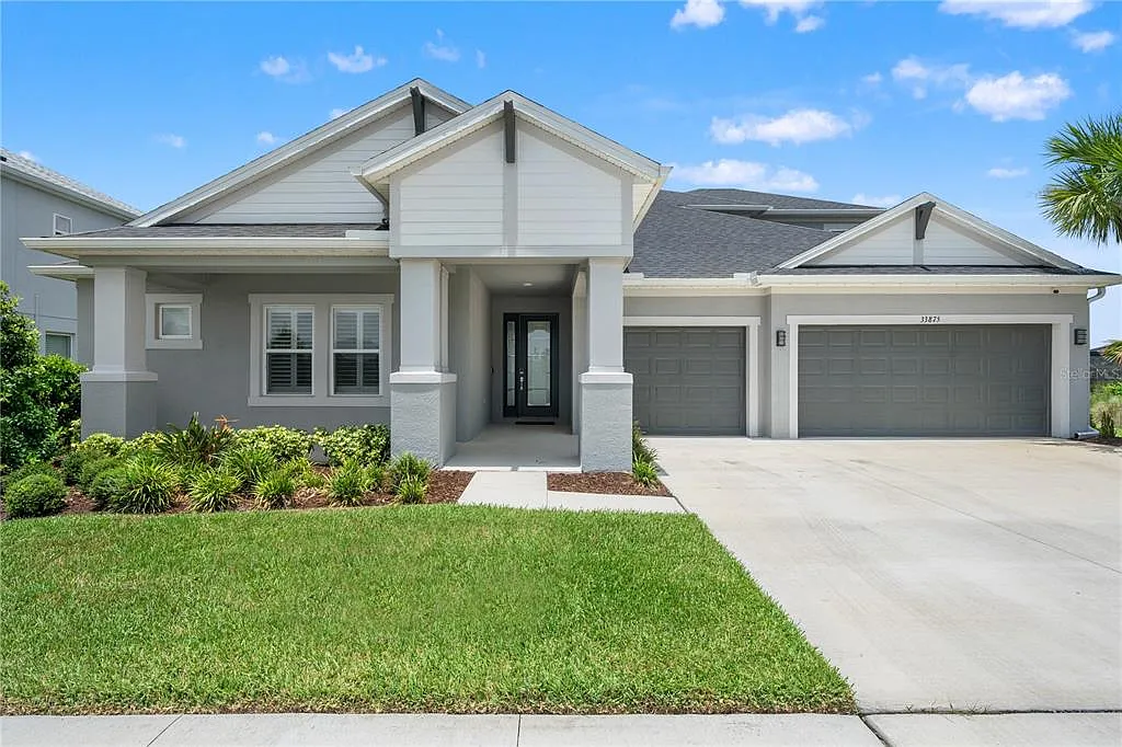 5 bed, 4.5 bath, 3509 sqft, $5,500 — Photo 2