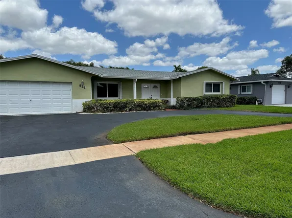 521 NW 98th Avenue, Pembroke Pines, FL 33024