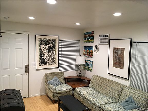 4th image of 1202 N Las Palmas Ave