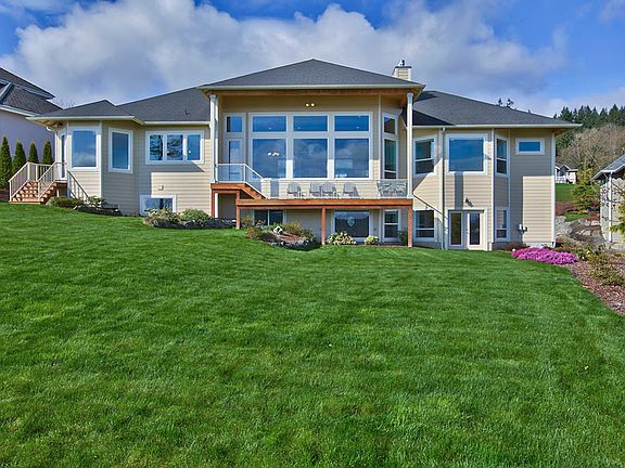 3rd image of 18010 Viking Way NW