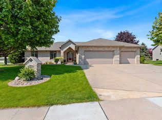 3229 Sitka St, Green Bay, WI 54311