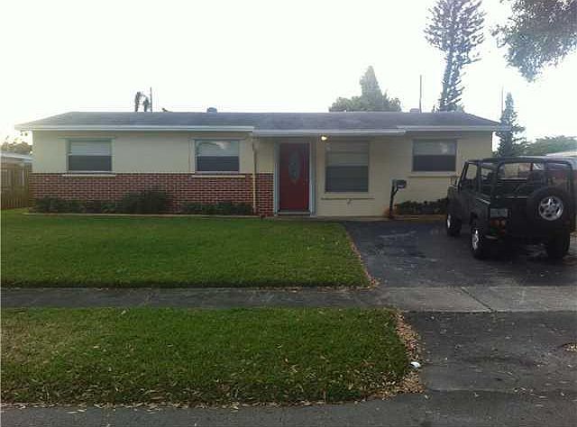 1st image of 4010 NW 67th Terrace