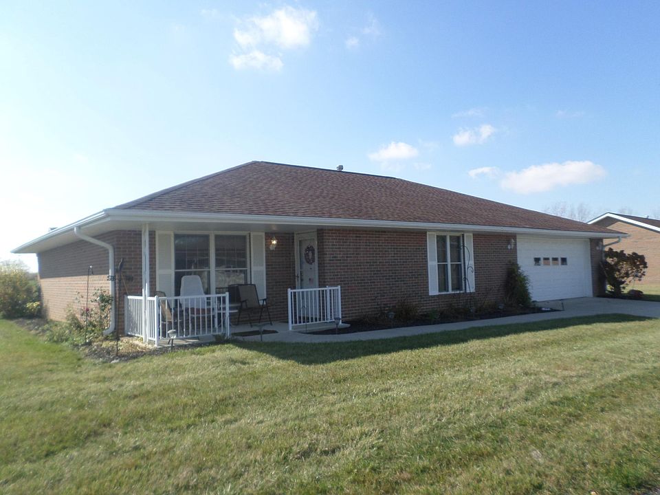 1st image of 415 Aarika Dr