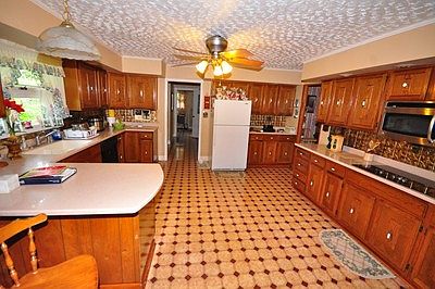 4th image of 56 Yellow Hill Lane
