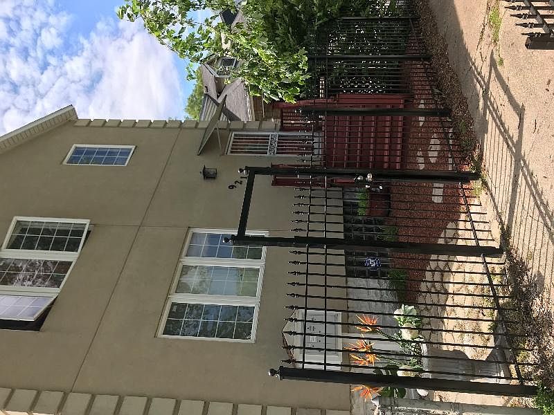 1st image of 9214 S Blackstone Ave