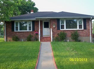 10 Fernandez Ave, New Windsor, NY 12553