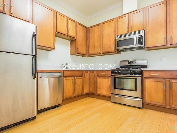 2nd image of 634 20th St