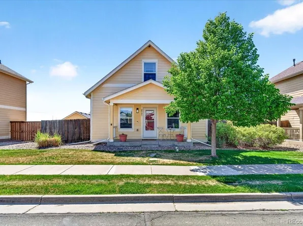 2721 Quarterland Street, Strasburg, CO 80136