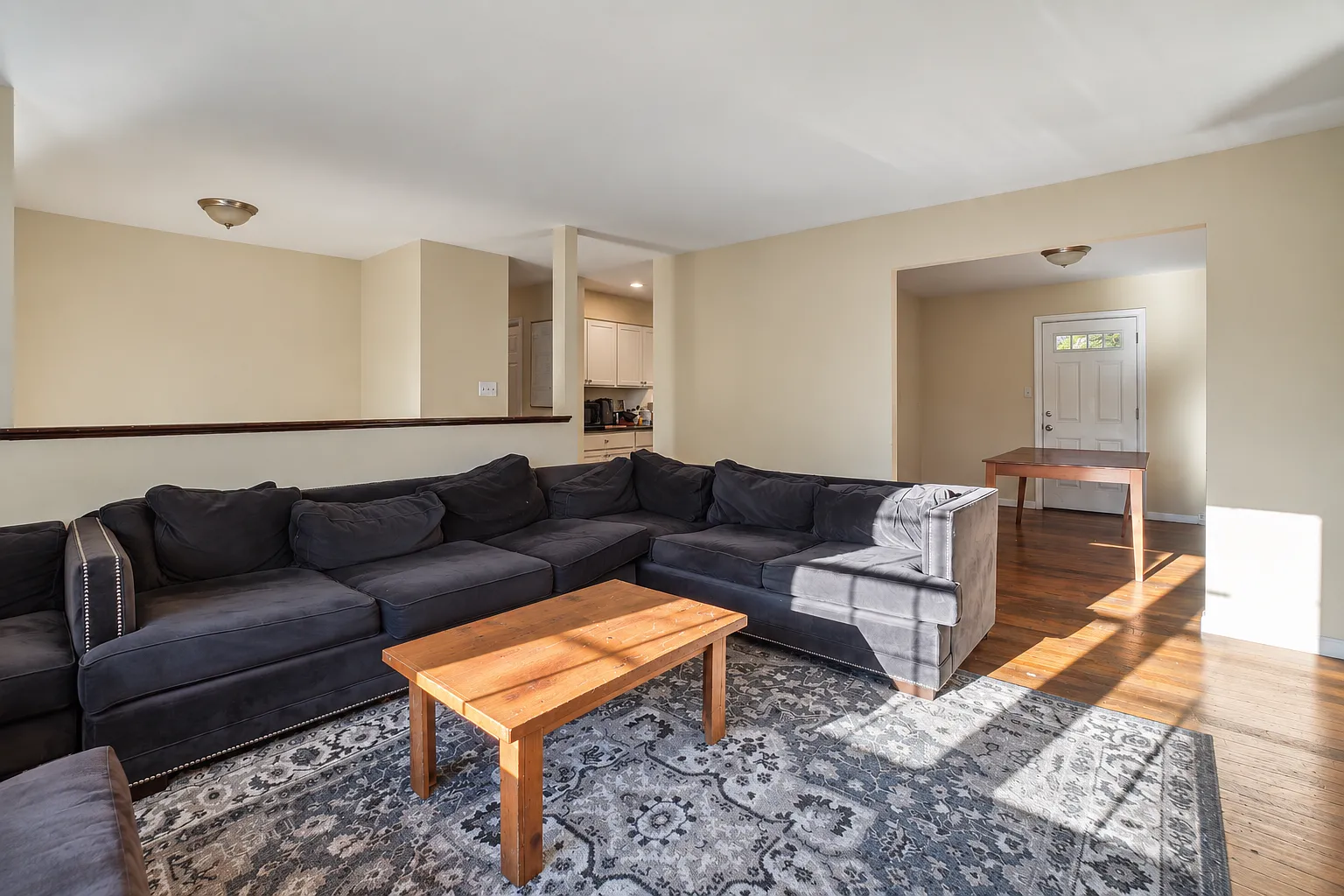 7404 Dartmouth Avenue - 1 — Photo 3